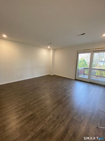 108 Seaside Avenue G, Milford, CT 06460