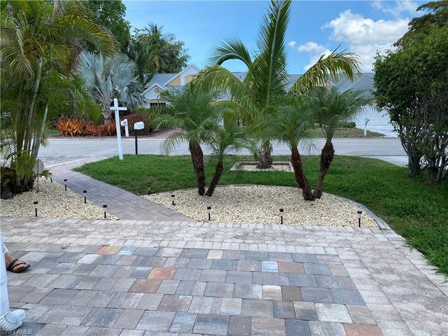 15298 Cricket LN, Fort Myers, FL 33919