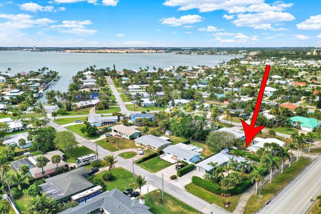 1920 Jacaranda Drive, Fort Pierce, FL 34949