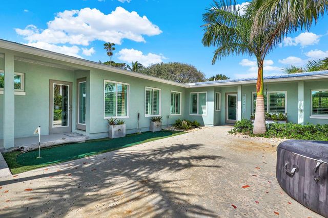 1920 Jacaranda Drive, Fort Pierce, FL 34949