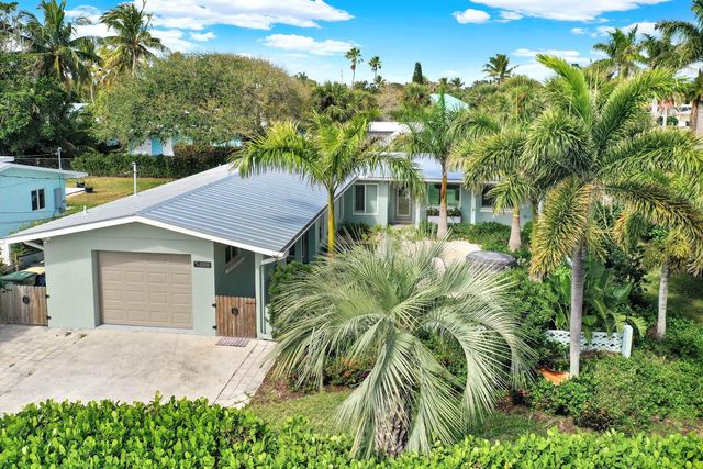 1920 Jacaranda Drive, Fort Pierce, FL 34949