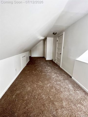 2406 Gold Avenue, Flint, MI 48503