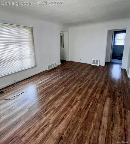 2406 Gold Avenue, Flint, MI 48503