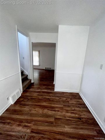 2406 Gold Avenue, Flint, MI 48503