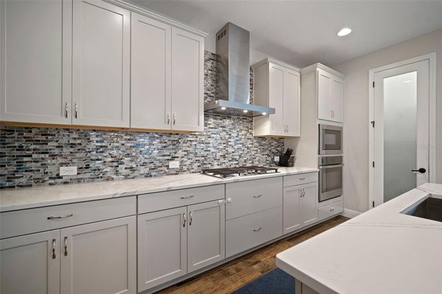 5609 SILVER SUN DRIVE, Apollo Beach, FL 33572