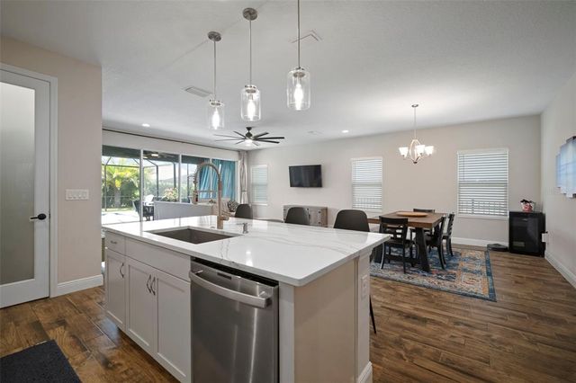 5609 SILVER SUN DRIVE, Apollo Beach, FL 33572