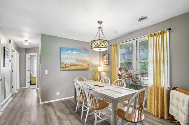 1008 Mayes Dr, Greenbrier, TN 37073