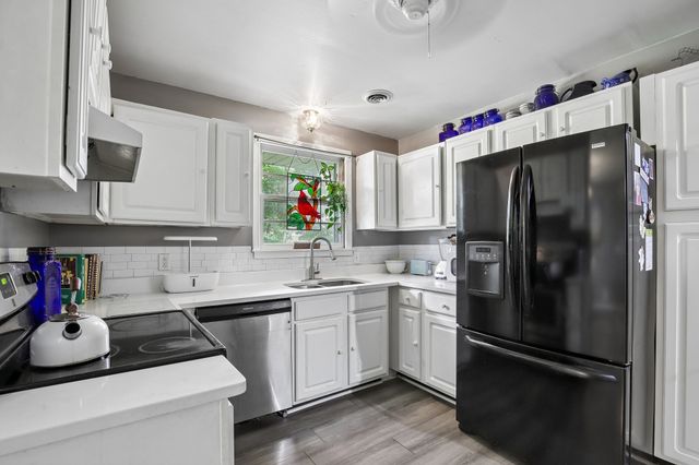1008 Mayes Dr, Greenbrier, TN 37073