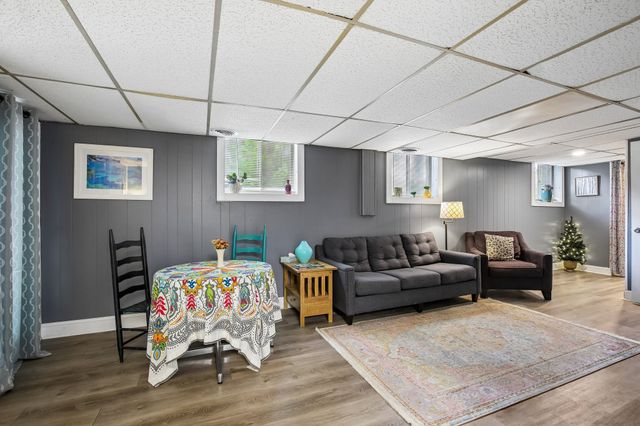 1008 Mayes Dr, Greenbrier, TN 37073