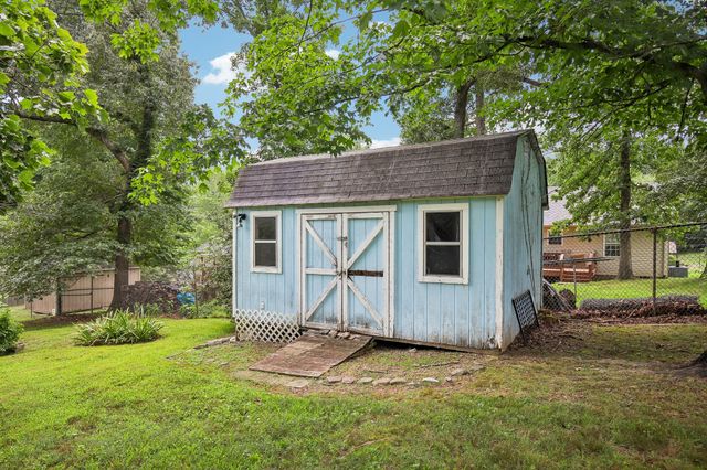 1008 Mayes Dr, Greenbrier, TN 37073