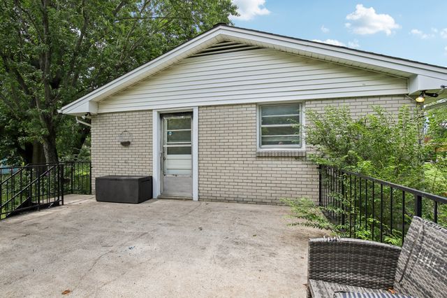 1008 Mayes Dr, Greenbrier, TN 37073