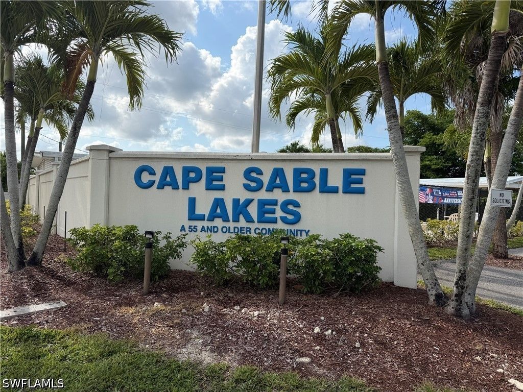 260 Cape Sable DR, Naples, FL 34104