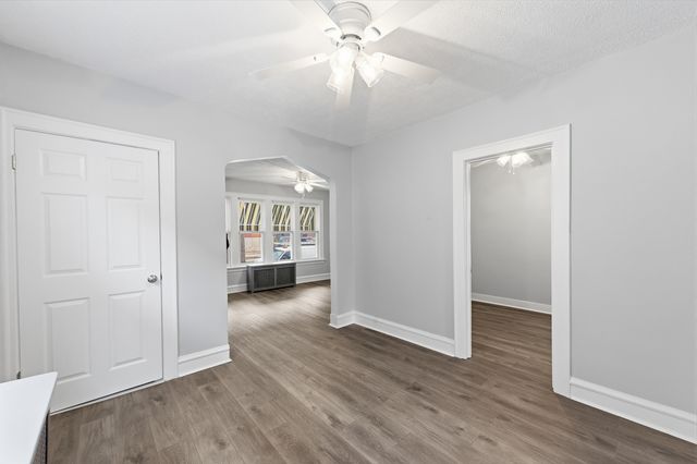 13231 S Buffalo Avenue, Chicago, IL 60633