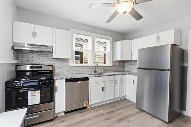 13231 S Buffalo Avenue, Chicago, IL 60633