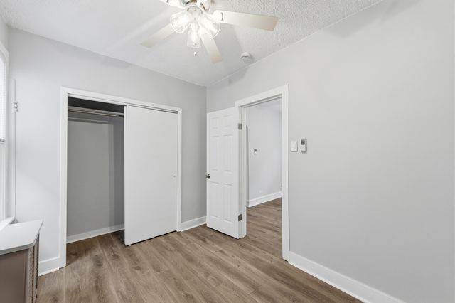 13231 S Buffalo Avenue, Chicago, IL 60633