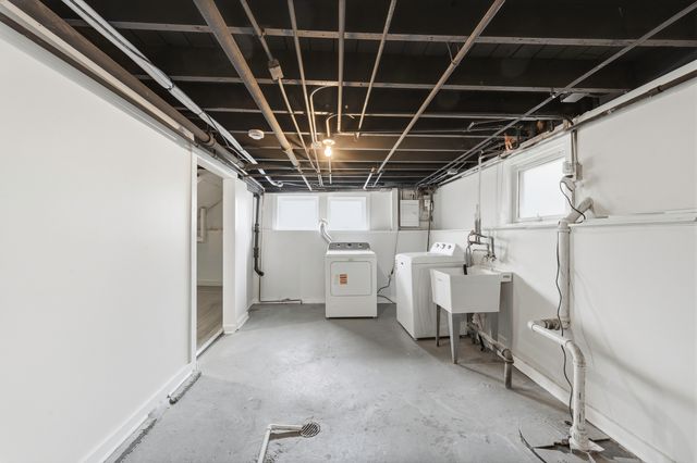 13231 S Buffalo Avenue, Chicago, IL 60633