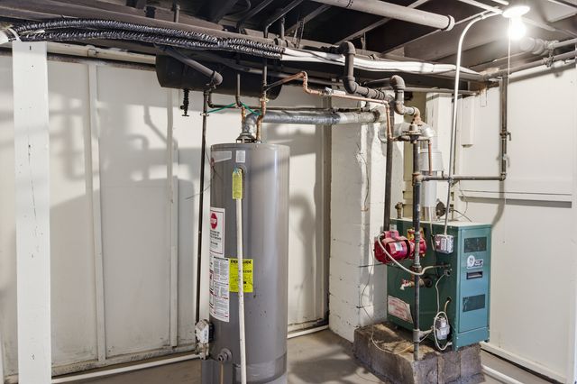 13231 S Buffalo Avenue, Chicago, IL 60633