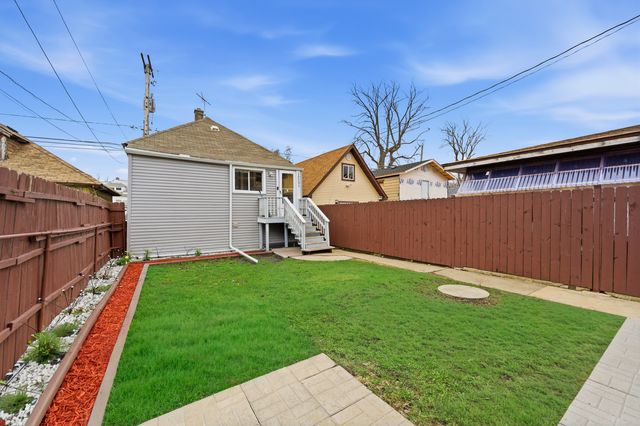 13231 S Buffalo Avenue, Chicago, IL 60633