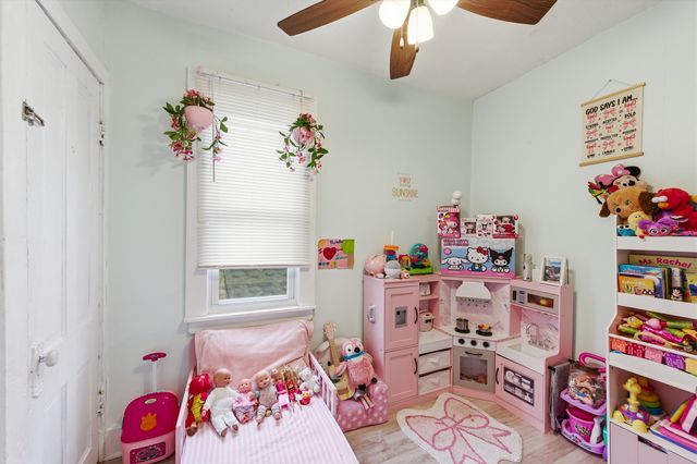 13231 S Buffalo Avenue, Chicago, IL 60633