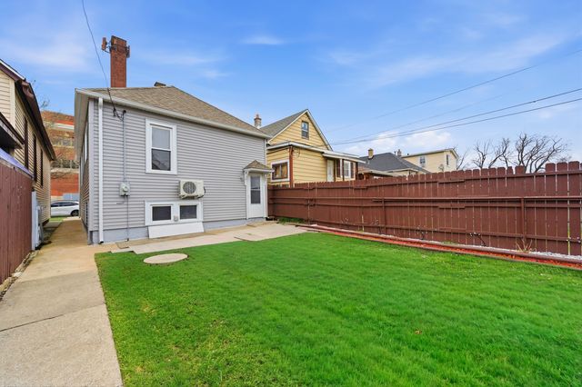 13231 S Buffalo Avenue, Chicago, IL 60633