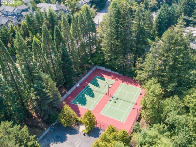 6685 W BURNSIDE St 310, Portland, OR 97210