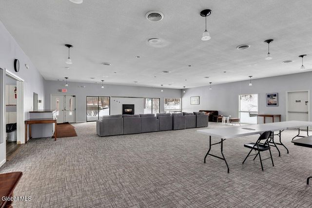 95 Ridgewood Terrace, Albany, NY 12203