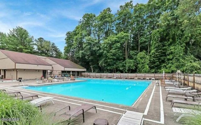 95 Ridgewood Terrace, Albany, NY 12203