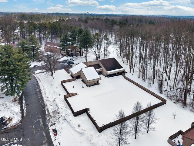 95 Ridgewood Terrace, Albany, NY 12203