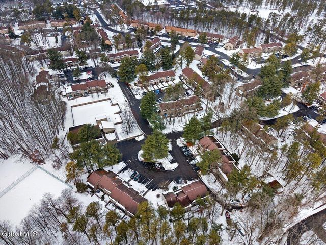 95 Ridgewood Terrace, Albany, NY 12203