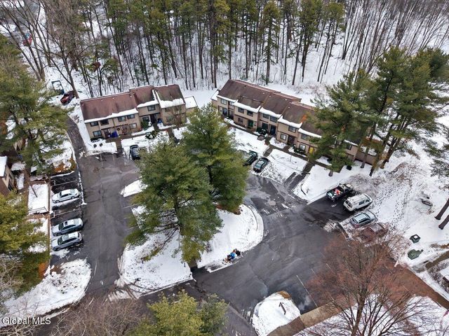 95 Ridgewood Terrace, Albany, NY 12203