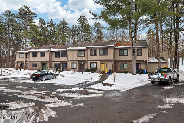 95 Ridgewood Terrace, Albany, NY 12203