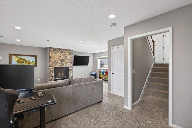 25393 11th Street W, Zimmerman, MN 55398