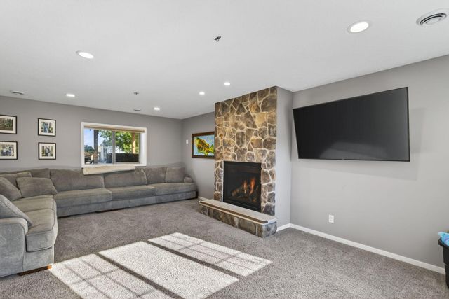 25393 11th Street W, Zimmerman, MN 55398