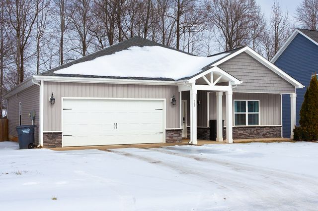 529 Somerset Ln, Clarksville, TN 37042