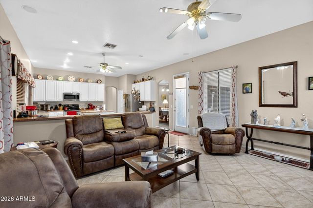 3044 S WESLEY Circle, Mesa, AZ 85212