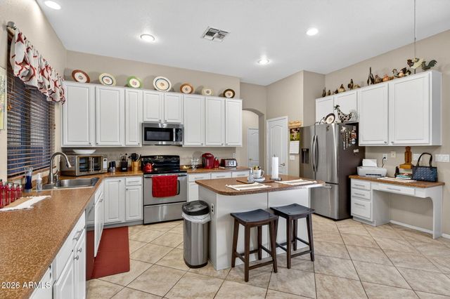 3044 S WESLEY Circle, Mesa, AZ 85212