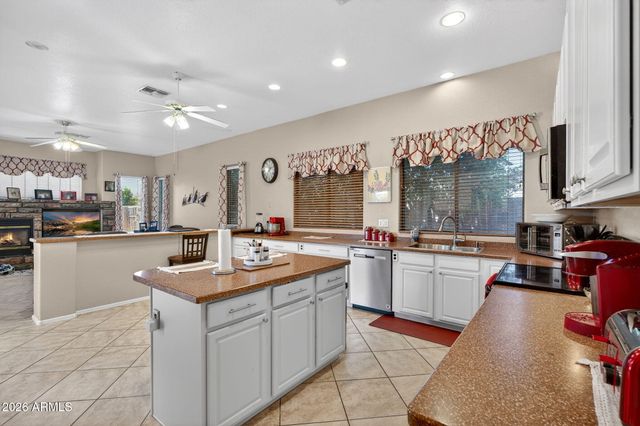 3044 S WESLEY Circle, Mesa, AZ 85212