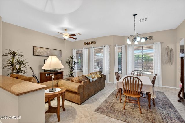 3044 S WESLEY Circle, Mesa, AZ 85212