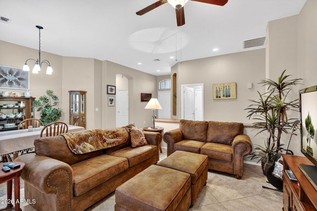 3044 S WESLEY Circle, Mesa, AZ 85212