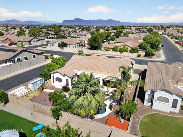 3044 S WESLEY Circle, Mesa, AZ 85212