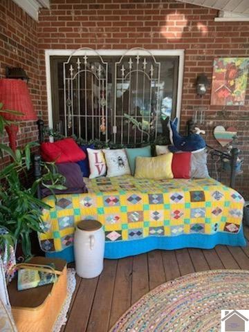 800 Macedonia St, Mayfield, KY 42066