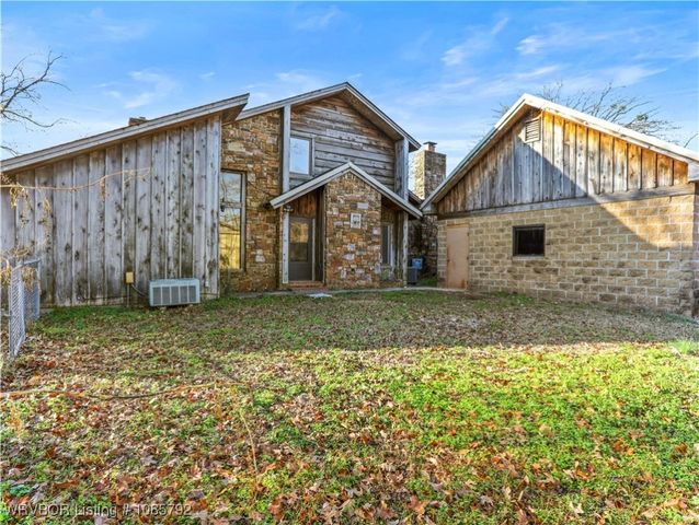 101 Prospect Avenue, Van Buren, AR 72956