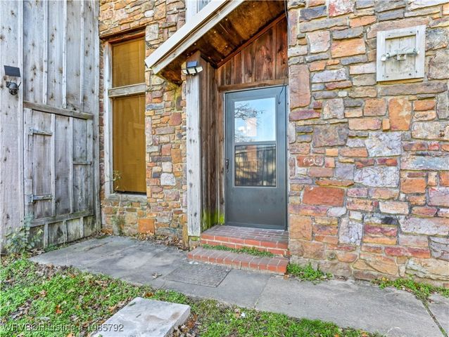 101 Prospect Avenue, Van Buren, AR 72956