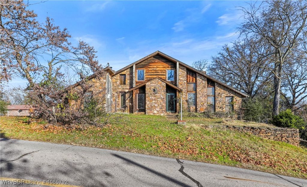 101 Prospect Avenue, Van Buren, AR 72956