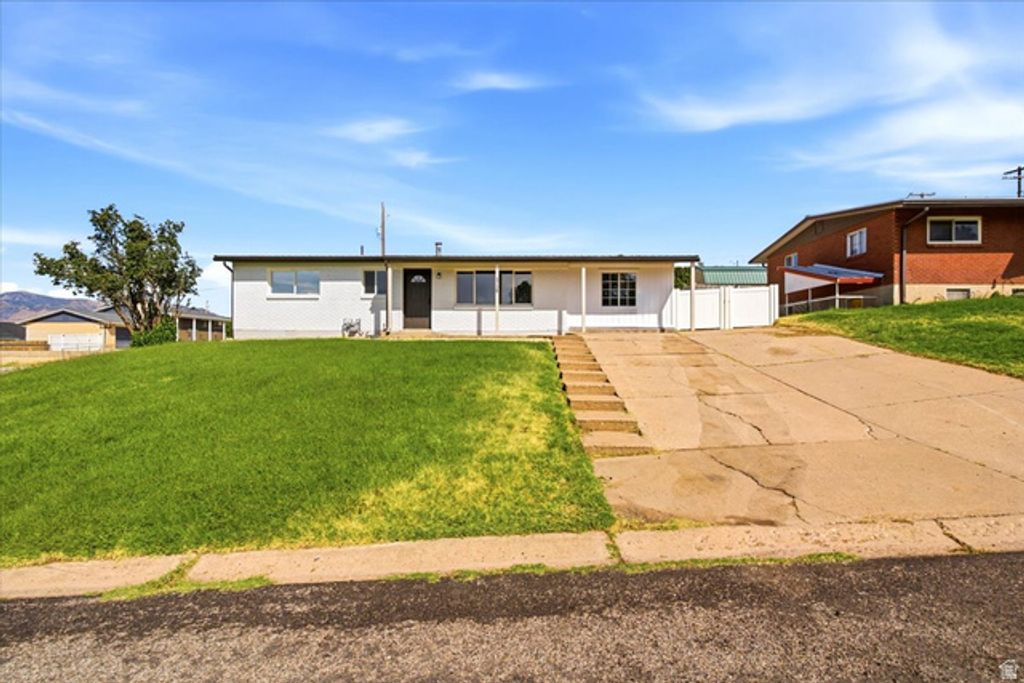 3726 S 2025 W, Roy, UT 84067 — exterior