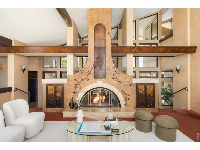7007 Rozena Dr, Longmont, CO 80503