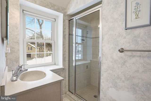 216 HEATHERWOOD RD, Glenside, PA 19038