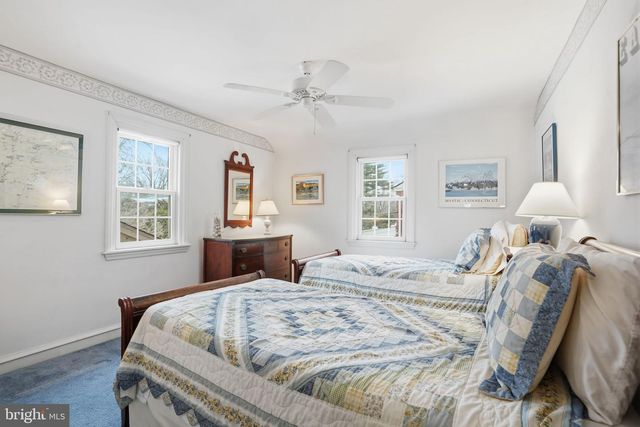 216 HEATHERWOOD RD, Glenside, PA 19038