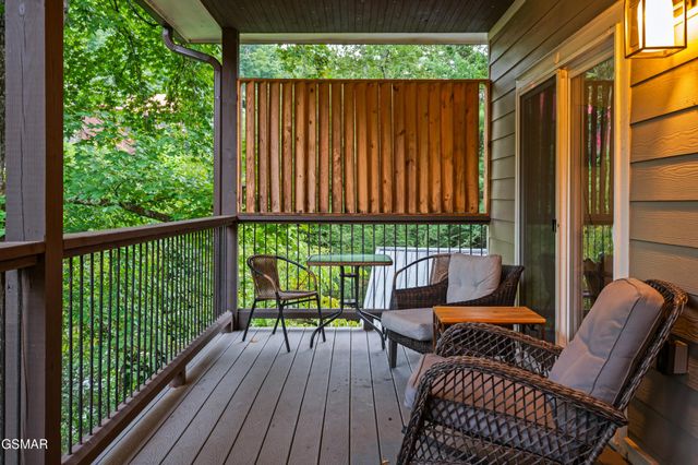 510 Hemlock Street, Gatlinburg, TN 37738