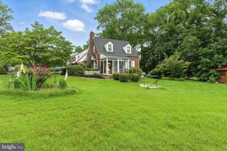 827 WOODSDALE RD, Wilmington, DE 19809